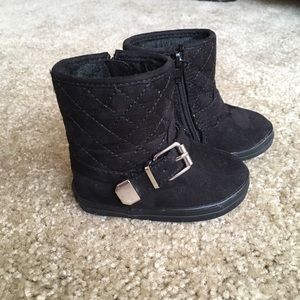 Stuart Weitzman Baby Quilt shoes size 3, 6-9 month